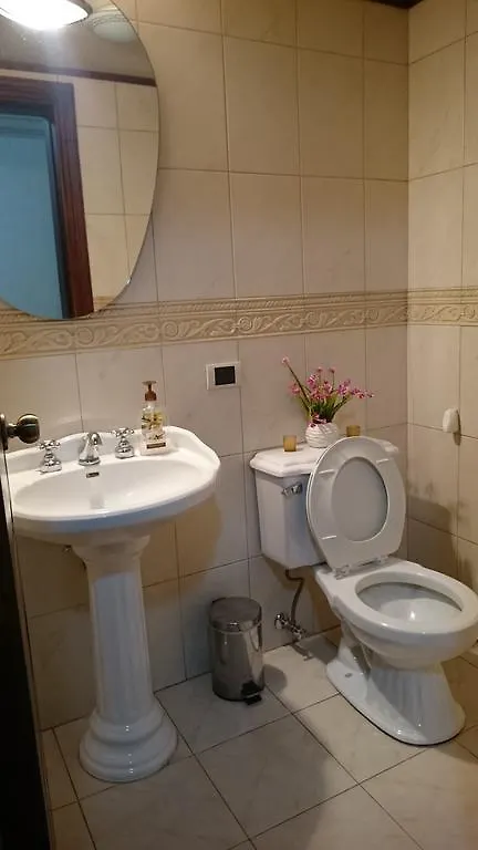 Luxury Apartment La Carolina Кито